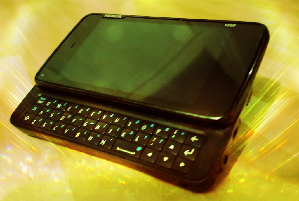 N900